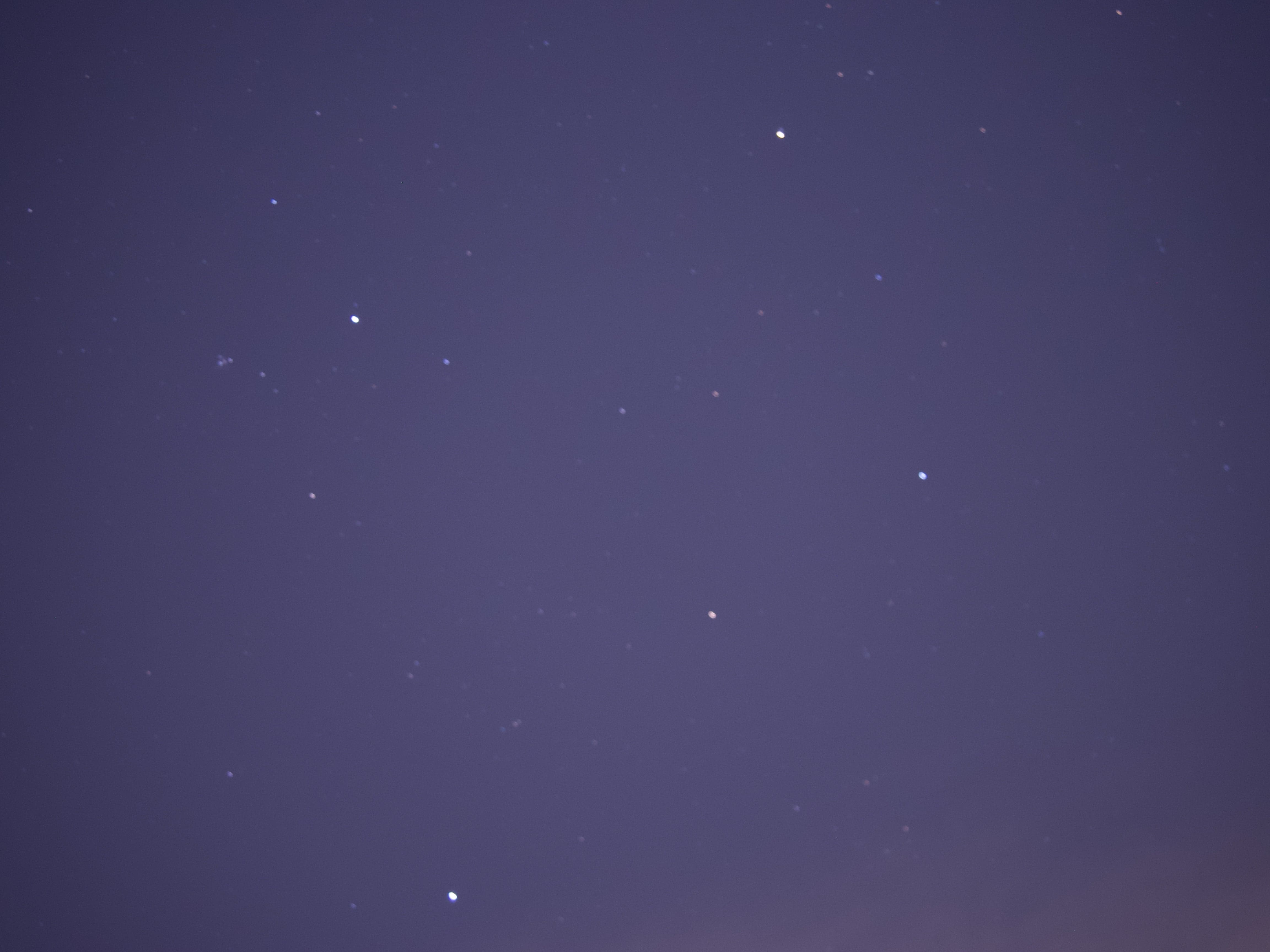 Crux last night. Some star trailing as I did not use a star tracker. Was a rough capture but still managed to get Jewel Box :)